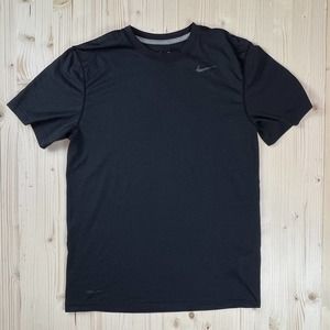 Nike Mens Black Dri-Fit Touch Stripped Training Shirt Medium 588623